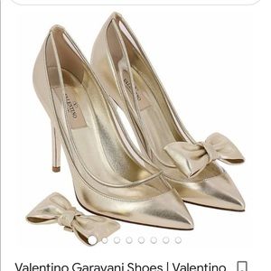Valentino Garavani Shoes | Valentino Garavani Dolly Bow Pumps | Color: Gold